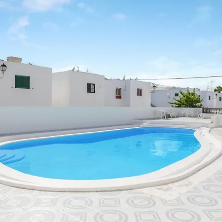 Apartamento Marcialino شقة *